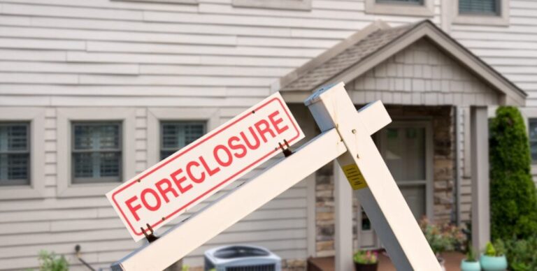 Fannie Mae Expects a Recession as Mortgage Rates Continue to Climb—An Opportunity for Investors?