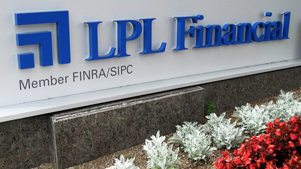 LPL racked up 11181 advisors in 2012