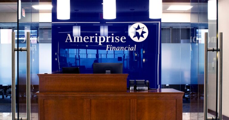 Ameriprise Accuses LPL, Former Employee of Defying Court Order