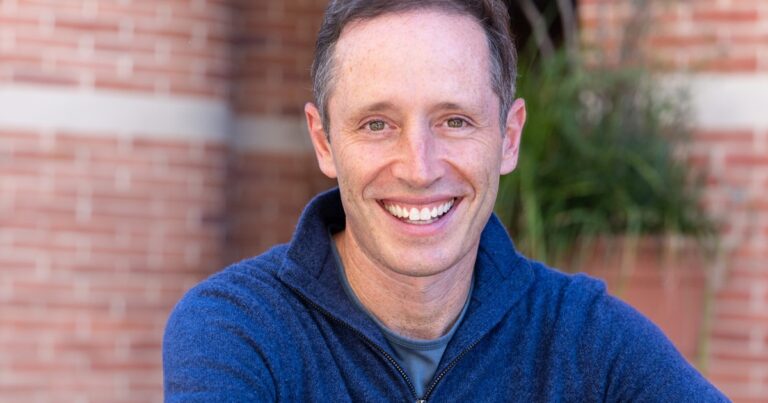 The Expert Who Helps You Meet Your Future Self