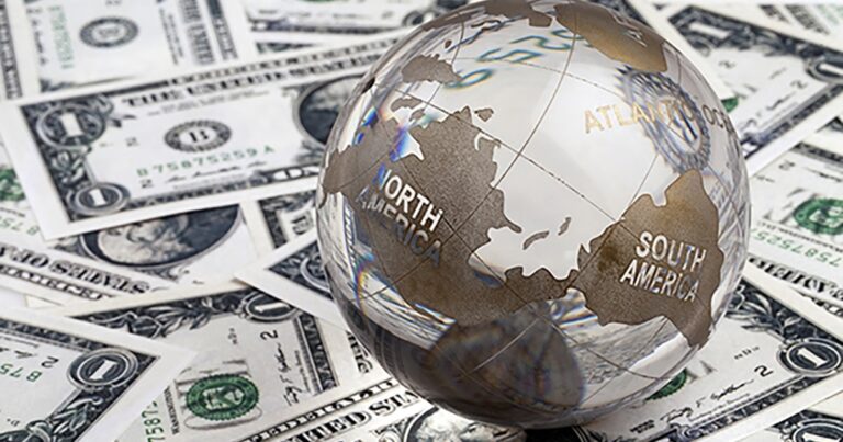 Dollar Decline Spurs Wealth Managers to Explore Swiss Asset Diversification